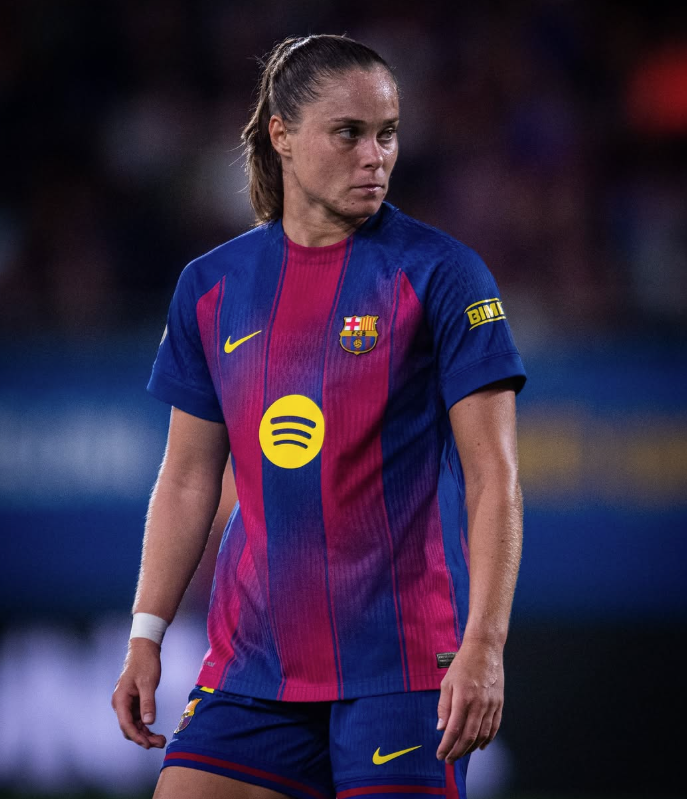 Bola de Ouro 2025: Ewa Pajor, do Barcelona, vence o Troféu Gerd Müller Feminino