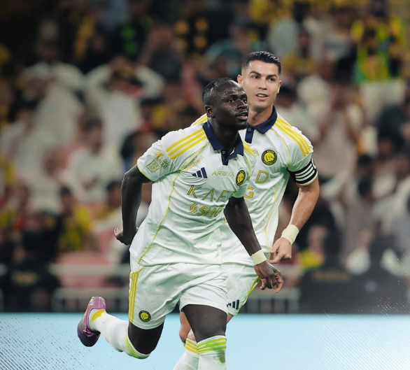 Cristiano Ronaldo marca, Al-Nassr vence e mantém 100% de aproveitamento na Liga Saudita
