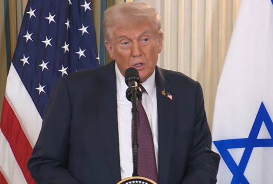 Trump condena tiroteio em Sydney como 'ataque puramente antissemita'