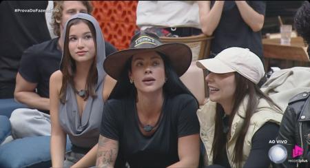 Adriane Galisteu parabenizou Carol em vez de Rayane