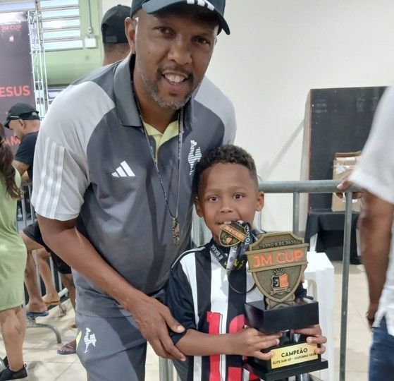 Atleta ouro-pretano é campeão da JM Cup pelo Atlético-MG