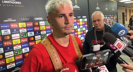 Varella, lateral-direito do Flamengo