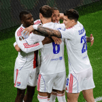 Lyon vence Basel e mantém invencibilidade na Europa League