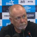 Mano Menezes projeta duelo com Cruzeiro e analisa derrota para o Corinthians