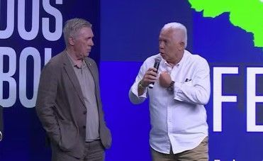 Ancelotti (esq) e Leão (dir) em evento da CBF
