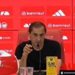 Técnico do Inter, Ramón Díaz diz que 'futebol é para homens, não para meninas'
