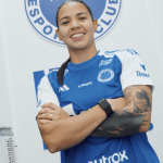 Futebol feminino: Cruzeiro renova contrato com meio-campista; saiba detalhes