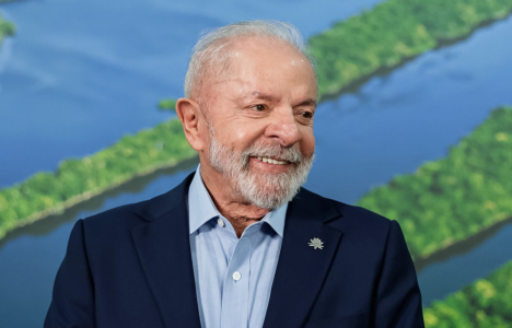 Além de liderar cenários do primeiro turno, Lula vence projeções com todos os concorrentes do segundo turno