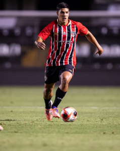 Nicolas Bosshardt, lateral da base do São Paulo