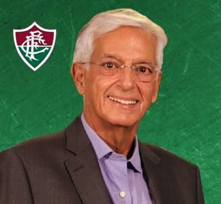 Ex-jogadores e presidente do Fluminense prestam homenagem para Celso Barros