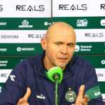 Técnico do Coritiba, Mozart Santos admite alívio com título da Série B