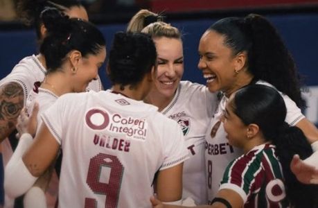 Jogadoras do Fluminense em vitória sobre o Mackenzie