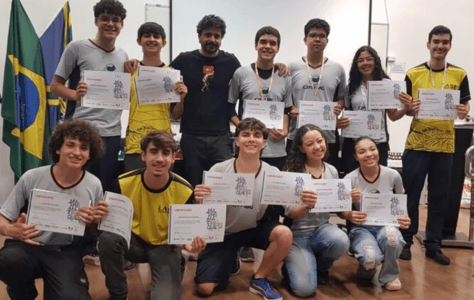 Equipe do CEFET-Varginha se mobiliza para competir na Tailândia.