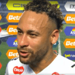 'Aprendi com Romário': Neymar fala sobre gol pelo Santos e faz comparação inusitada