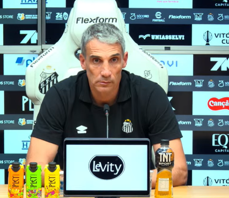 Juan Pablo Vojvoda lamentou empate entre Santos e Mirassol