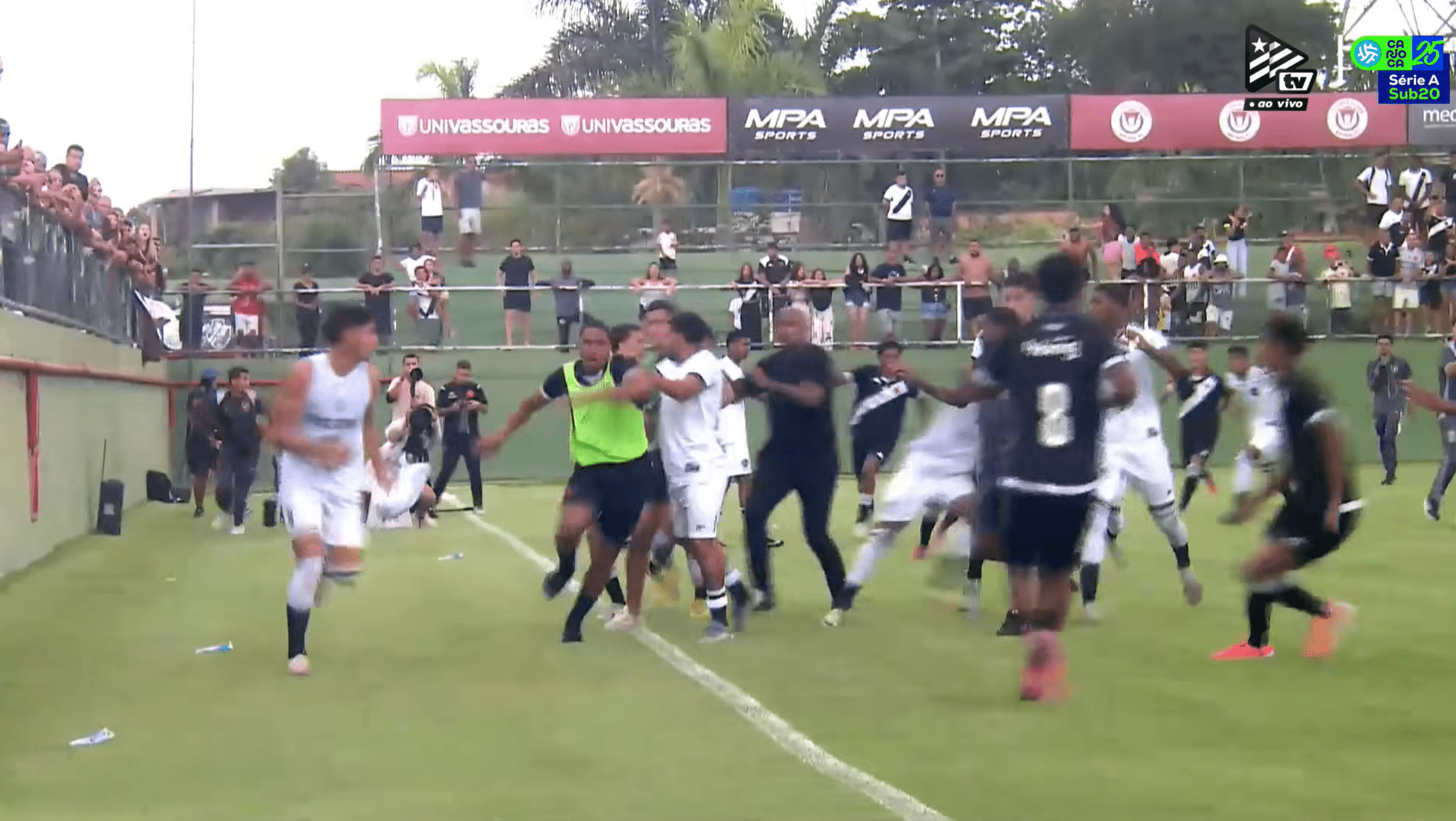 Vasco x Botafogo: final do Carioca Sub-20 termina em briga generalizada