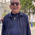 Galvão Bueno recebe alta e deixa hospital após uma semana internado