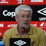 Odair abre o jogo sobre especulações de mercado no Athletico-PR para 2026