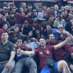 Torcedores do Lanús fazem festa na Argentina após título da Sul-Americana; veja vídeo