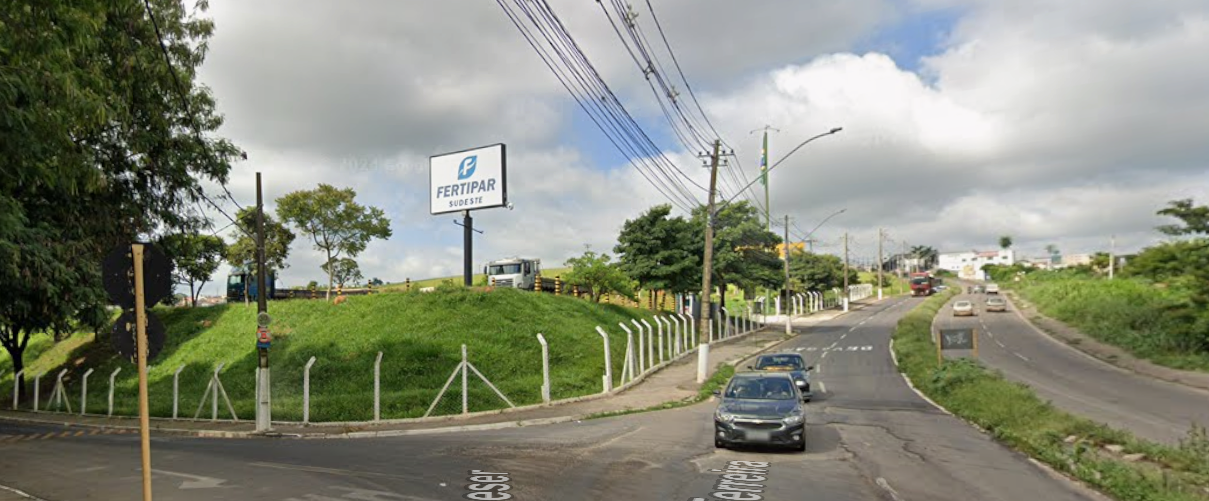 Audiência sobre estacionamento de caminhões na Av. Celina Ottoni é adiada em Varginha