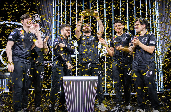 CS2: Brasil volta a ter time líder do ranking da HLTV após oito anos