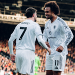 Manchester United supera Crystal Palace de virada e volta a vencer na Premier League