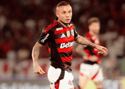 Cebolinha soma 164 jogos pelo Flamengo com 18 gols marcados
