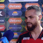 Michael abre o jogo sobre permanência do Flamengo e manda recado à diretoria