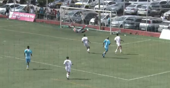 Momento do gol de Samer, do São Bernardo, que deu números finais à partida