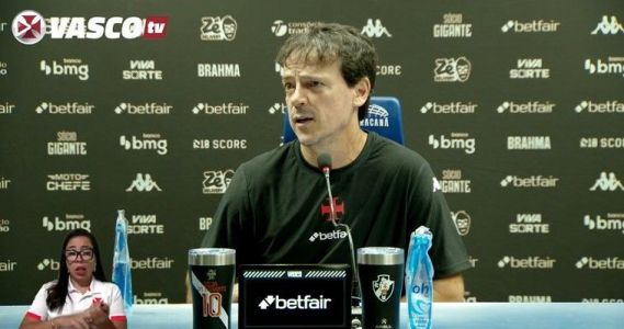 Fernando Diniz concedeu entrevista coletiva após o Vasco se classificar à final da Copa do Brasil