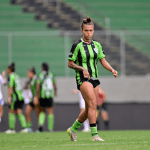 Futebol feminino: América anuncia saída de artilheira da temporada