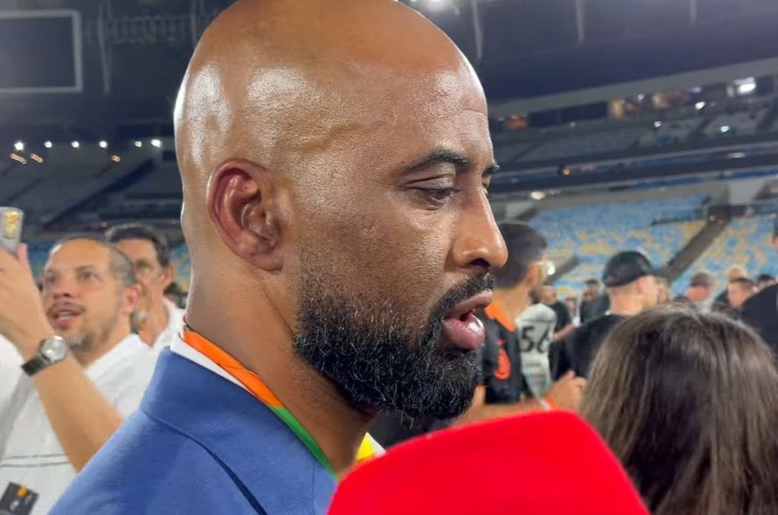 Corinthians tem reunião decisiva com Fabinho Soldado, alvo do Inter para 2026