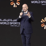 Presidente da Fifa aproveita agenda no Brasil e se encontra com Lula