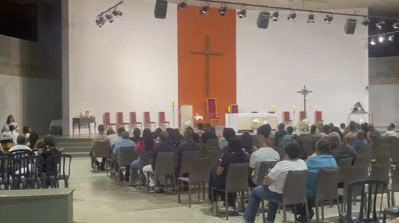 Celebração de Ano-Novo marca última missa do ano na Catedral Cristo Rei