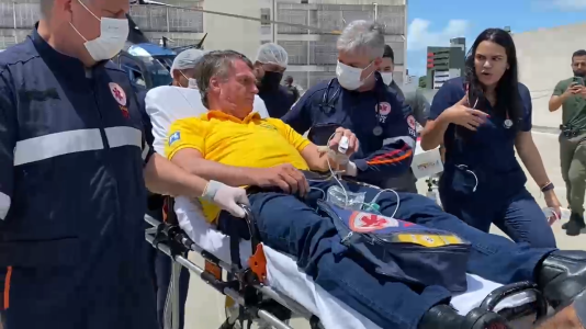 Bolsonaro está bem-humorado e sem previsão de alta no momento, diz médico | CNN Brasil
