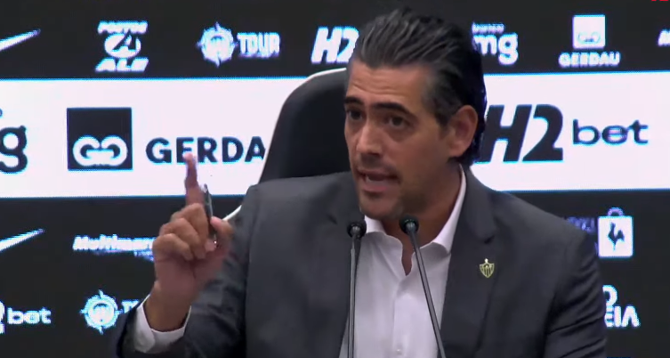 Bracks se diz arrependido por saída de jogadores e abre o jogo sobre carências do Atlético