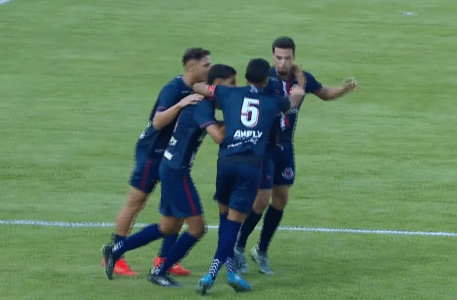 Jogadores do Guanabara City comemoram o gol marcado por Thiago