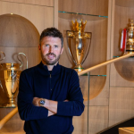 Após demissão de Amorim, Manchester United anuncia ídolo do clube como novo técnico