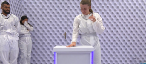 Elisa desiste do BBB 26 e abandona quarto branco