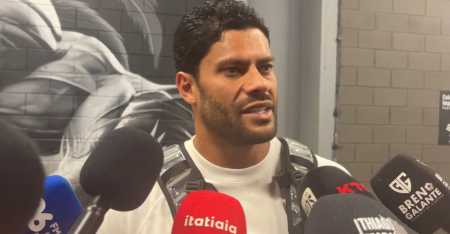 Hulk em entrevista na Arena MRV