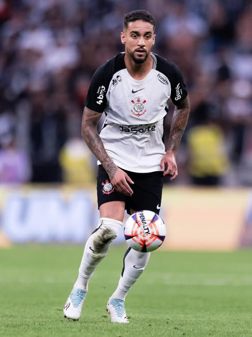 Foi bem? Veja números de Matheus Pereira em reestreia pelo Corinthians