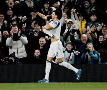 Tottenham vence Borussia Dortmund pela Champions League