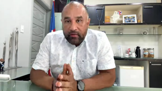 Prefeito de Bacabal, Roberto Costa (MDB), concede entrevista à Itatiaia