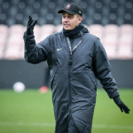 Treinador do Corinthians revela ambição na Copa das Campeãs: 'Chocar o mundo'
