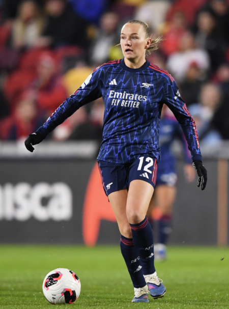 Frida Maanum foi autora de um dos gols do Arsenal