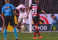 Foi pênalti para o Flamengo contra o São Paulo? Ex-árbitro analisa lance