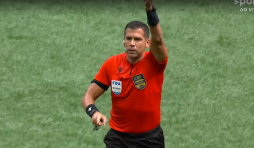 Bruno Arleu de Araújo, árbitro da partida entre Atlético e Palmeiras, na Arena MRV