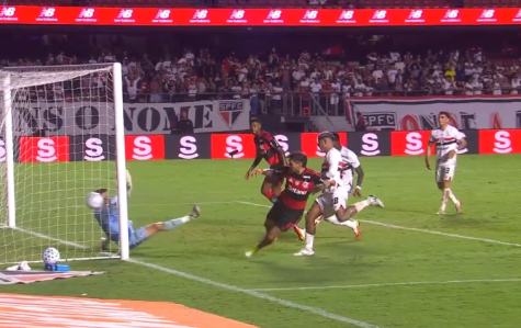 Lance polêmico no final de São Paulo e Flamengo, pela 1ª rodada da Série A