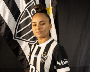 Daiane Silva, nova atacante do Atlético