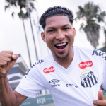 Santos anuncia contratação de Rony, ex-Atlético; veja detalhes